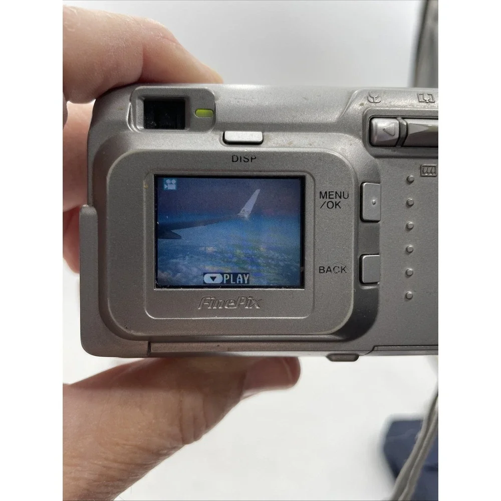 Fujifilm Finepix A210 Digital Camera 3.2MP 3X Zoom+Battery+SD Card-TESTED
